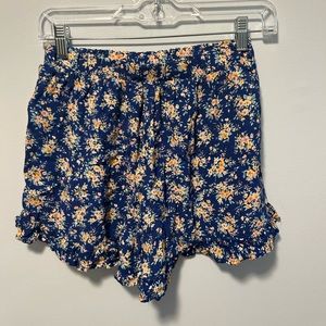 AE Floral linen shorts